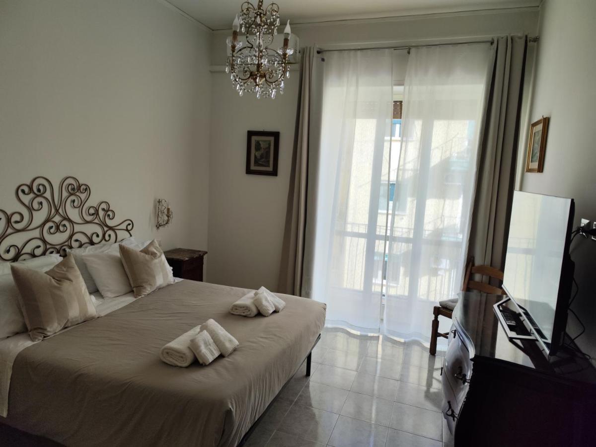 Ianos Apartment Неаполь Экстерьер фото